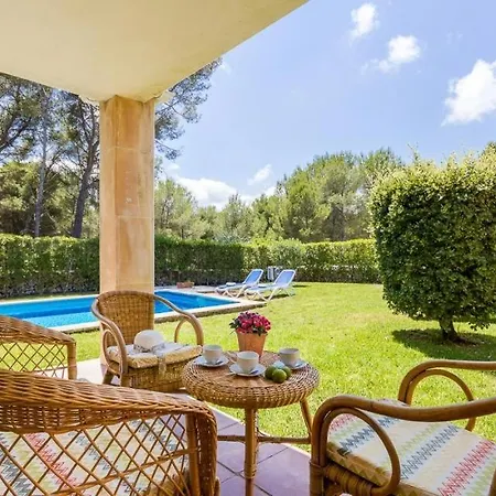 Villa Sleeps 7 Pool Air Con Wifi *