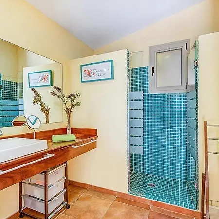 Sleeps 7 Pool Air Con Wifi Villa Son Parc