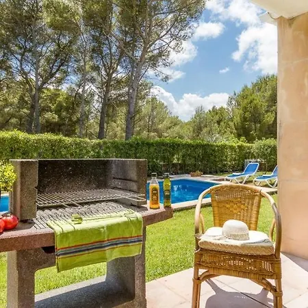 Villa Sleeps 7 Pool Air Con Wifi *